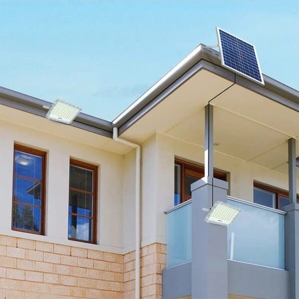 Projecteur solaire LED 2 têtes avec détecteur de mouvement