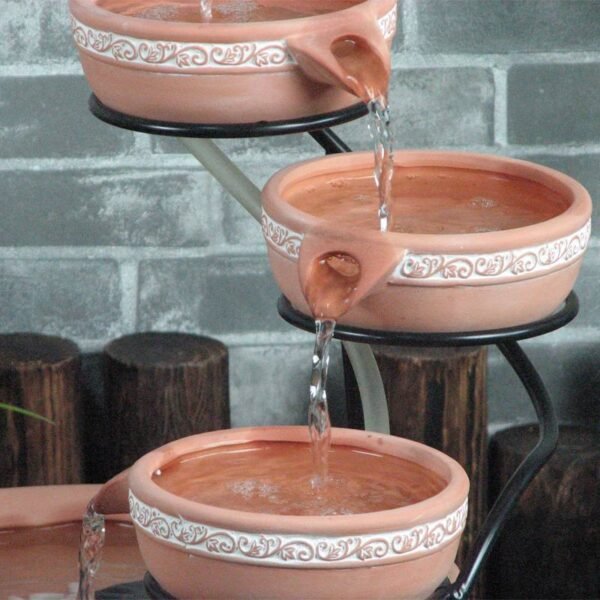 Fontaine solaire pour jardin cascade de pots en terre cuite