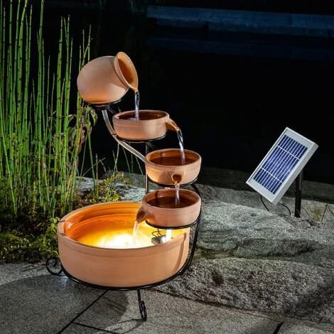Fontaine solaire pour jardin cascade de pots en terre cuite