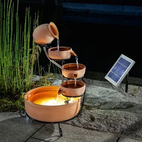 Fontaine solaire pour jardin cascade de pots en terre cuite