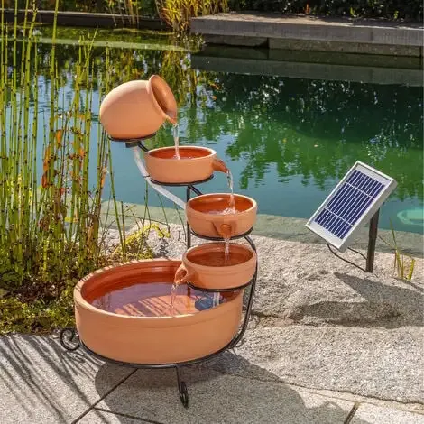 Fontaine solaire pour jardin cascade de pots en terre cuite