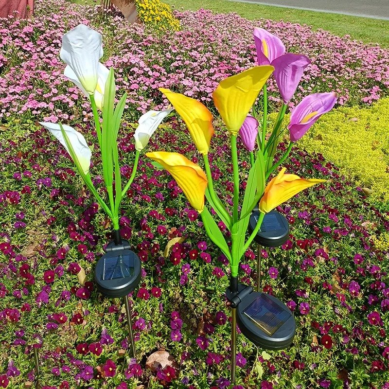 Balise solaire fleurs de lys calla à piquer 4 Balise solaire fleurs de lys calla à piquer